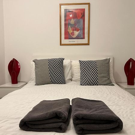 Lovely Serviced Apartment, Free Parking, Oxford Extérieur photo