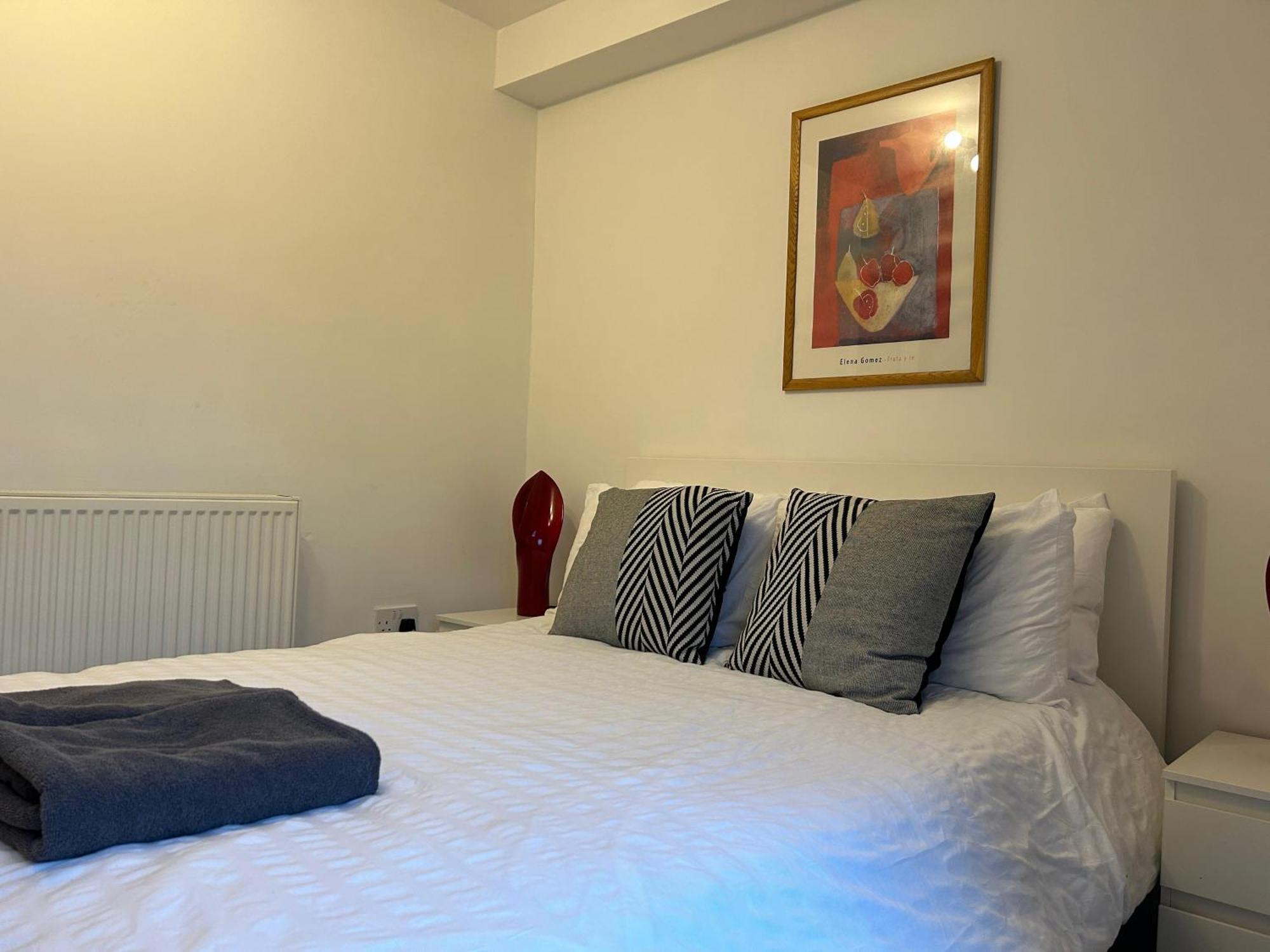 Lovely Serviced Apartment, Free Parking, Oxford Extérieur photo